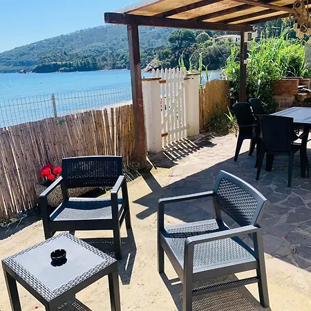 Casina Mare Sulla * Capoliveri (Isola d'Elba)