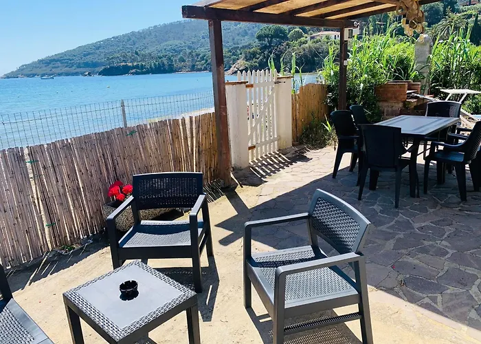 Casina Mare Sulla * Capoliveri (Isola d'Elba)